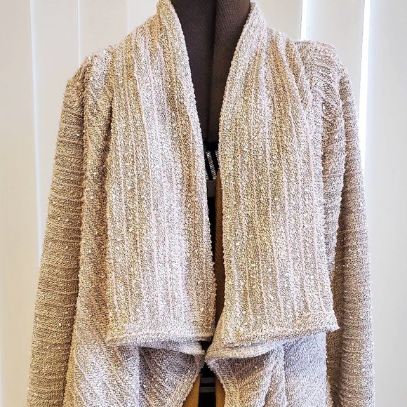 NWT ByTavi Women's Champagne Blush Asymmetrical Cardigan Sweater Sz Med - Picture 2 of 14